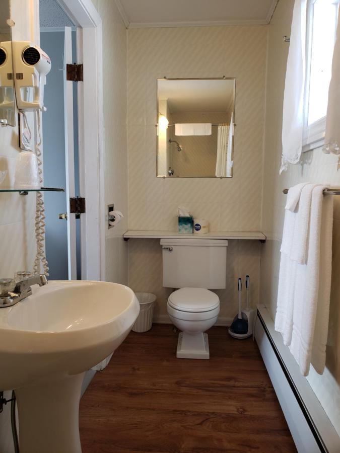 The Eastland Motel Lubec 외부 사진